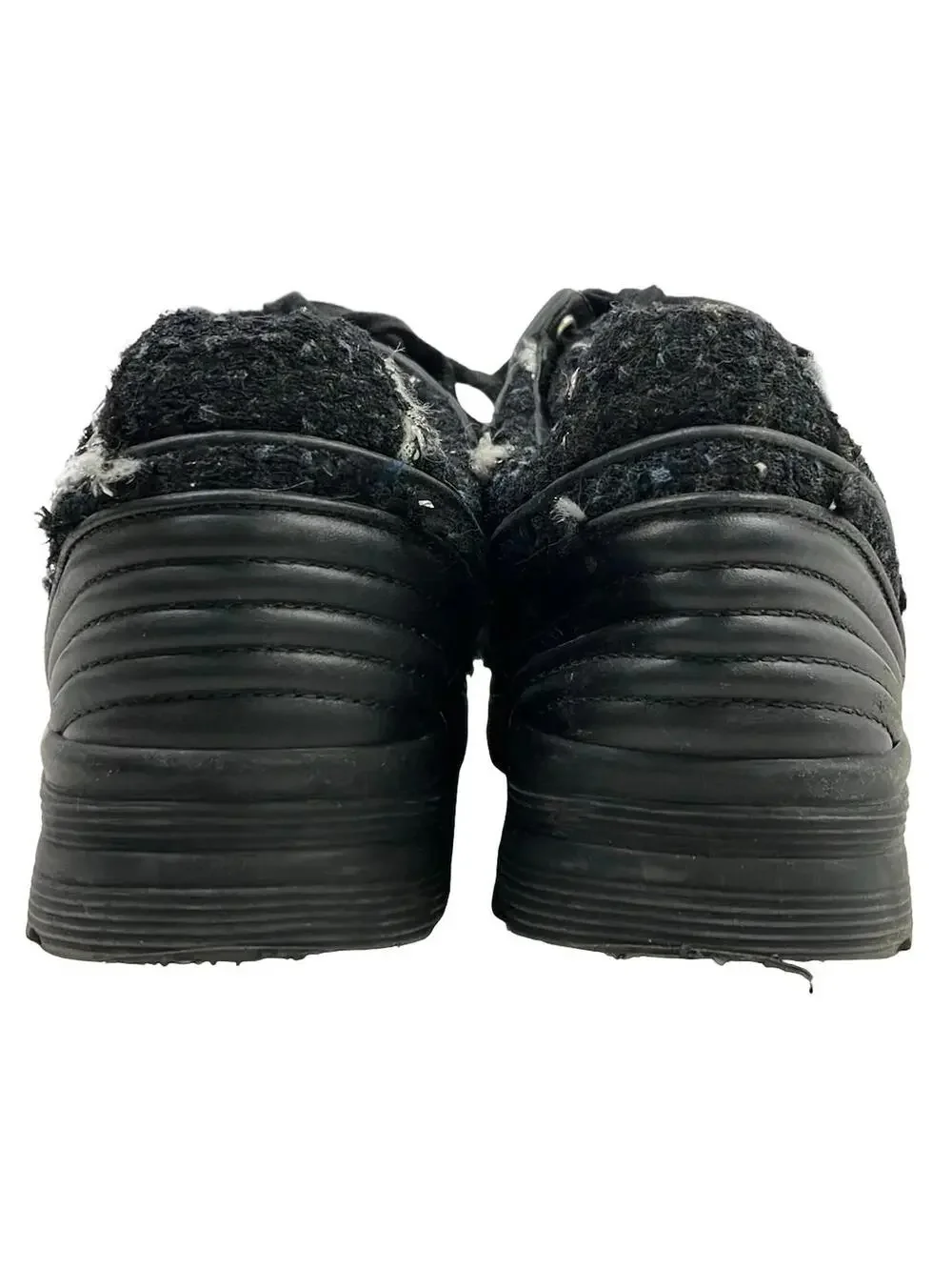 CHANEL elevate your